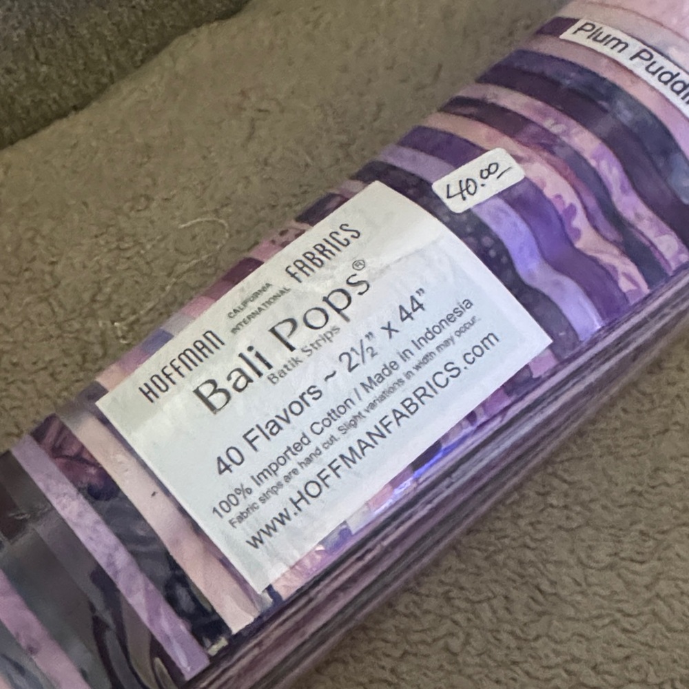 Hoffman Fabrics Bali Pops Plum Pudding